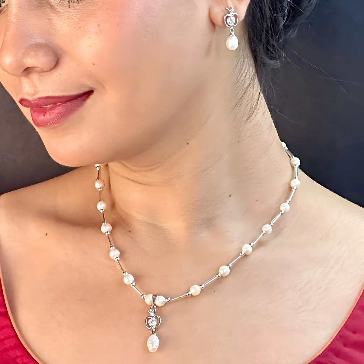 J Pearls Percy Pearl Pendant Set | Swadesiicart