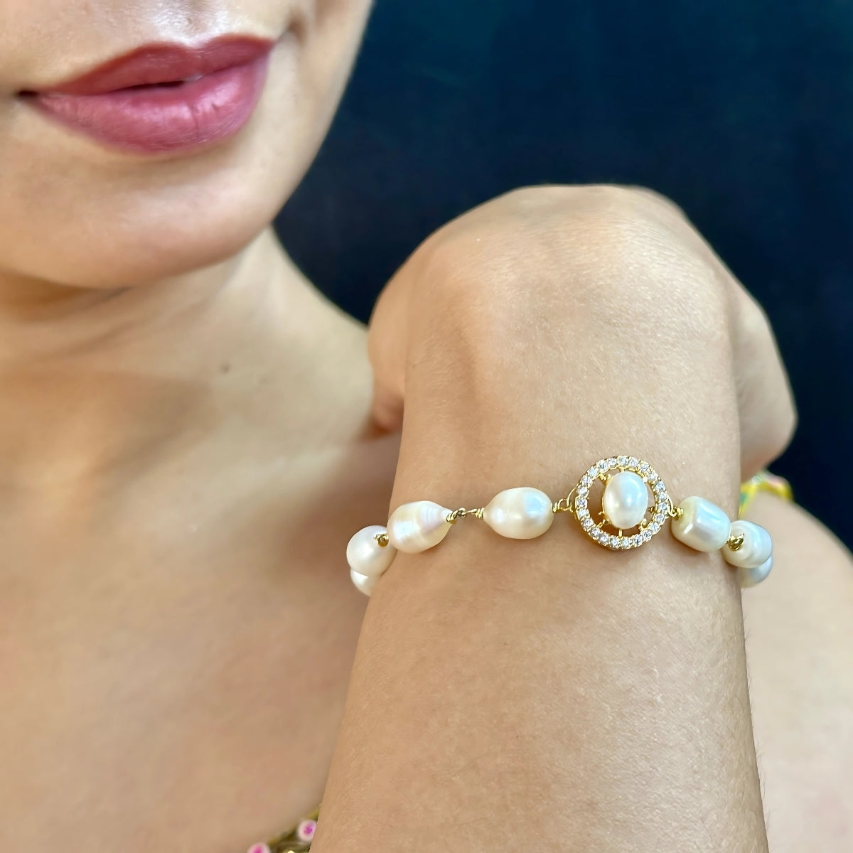 J Pearls Yasti Pearl Bracelet - Swadesiicart
