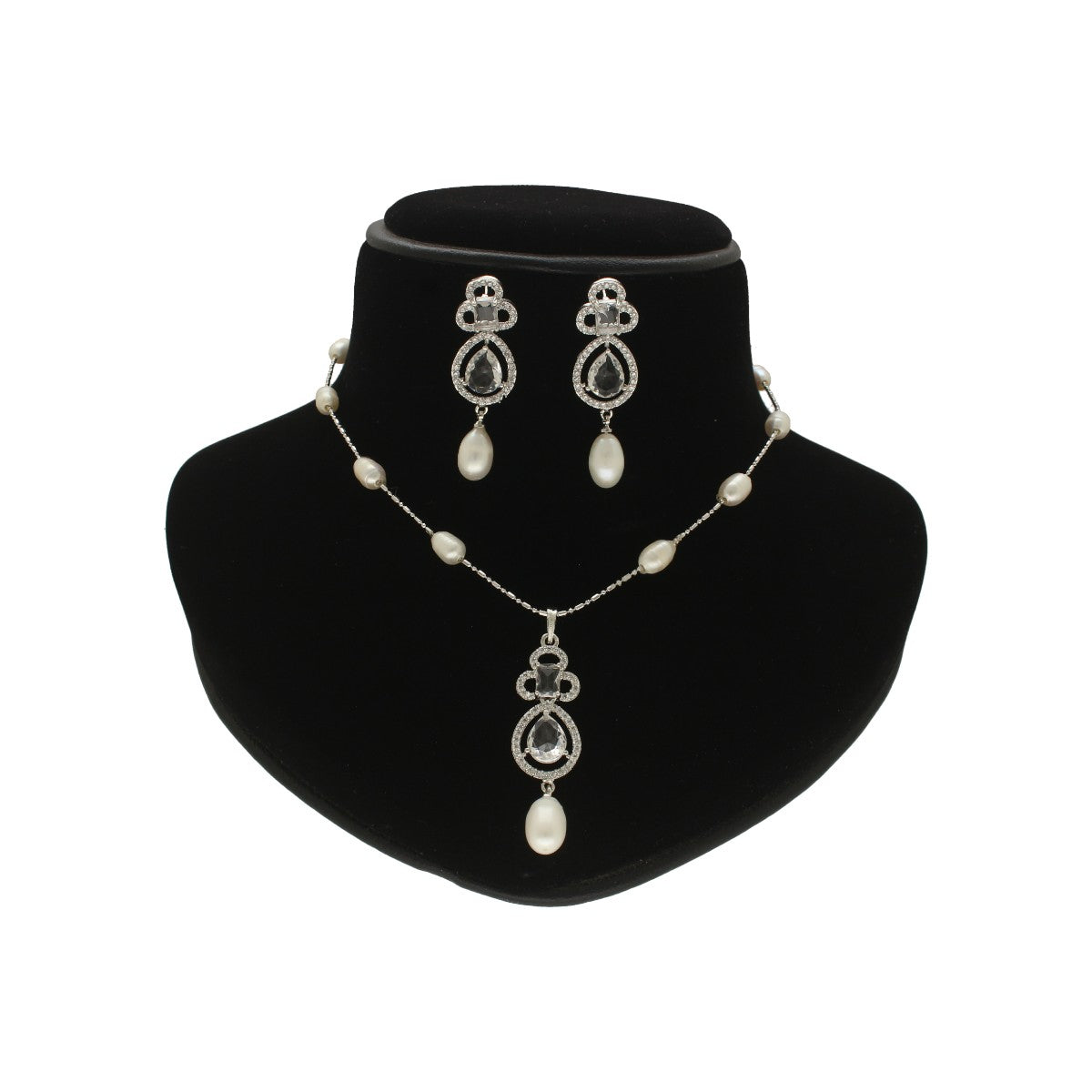 J Pearls Brielle Pearl Pendant Set | Swadesiicart