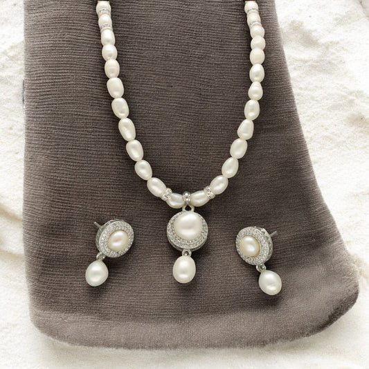 J Pearls Brielle Pearl Set - Swadesiicart