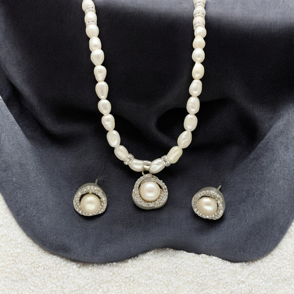 J Pearls Zoey Pearl Set - Swadesiicart