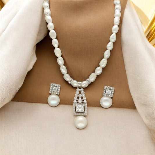J Pearls Hiral Pearl Set - Swadesiicart