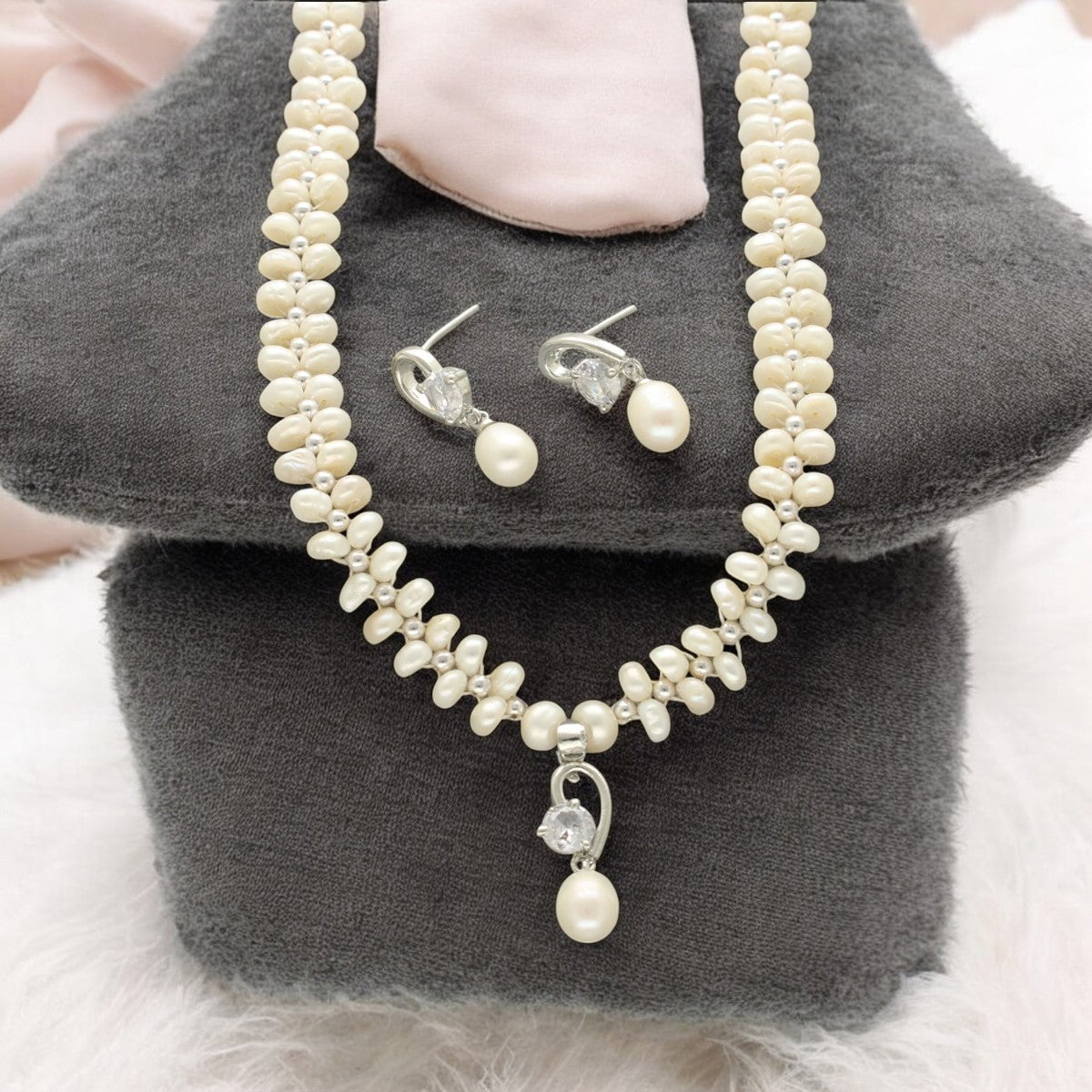 J Pearls Luvya Pearl Set - Swadesiicart