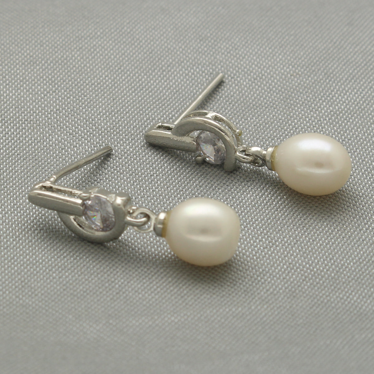 J Pearls Charvi Pearl Earrings - Swadesiicart