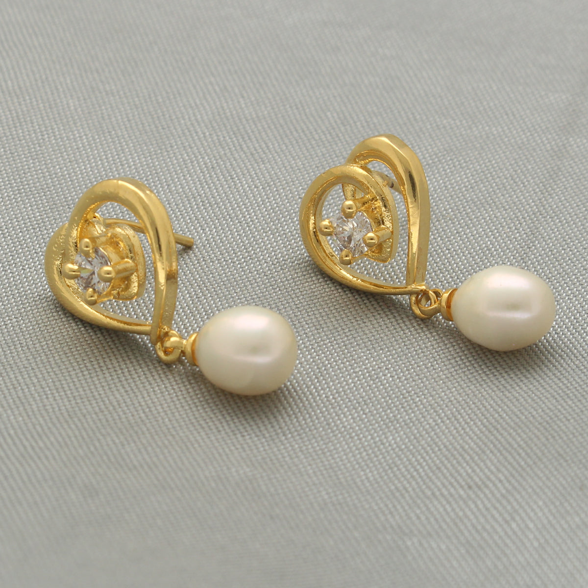 J Pearls Lovely Pearl Earrings - Swadesiicart