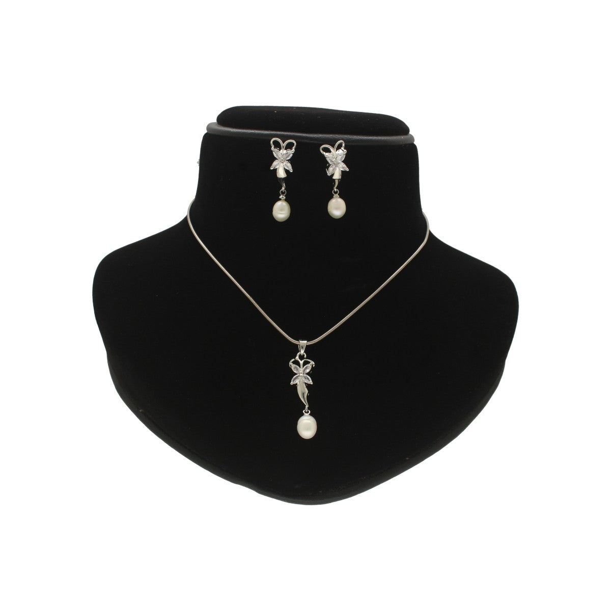 J Pearls Mylah Pearl Pendant Set | Swadesiicart