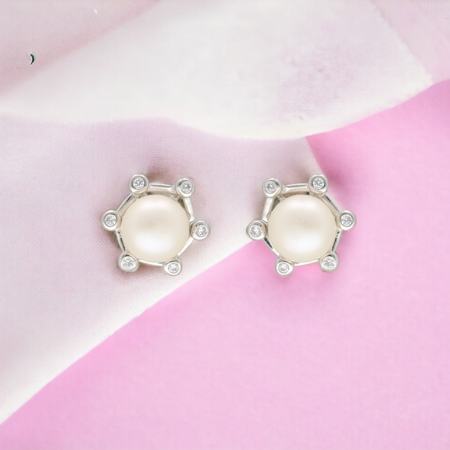 J Pearls Blissful Pearl Hamper - Swadesiicart