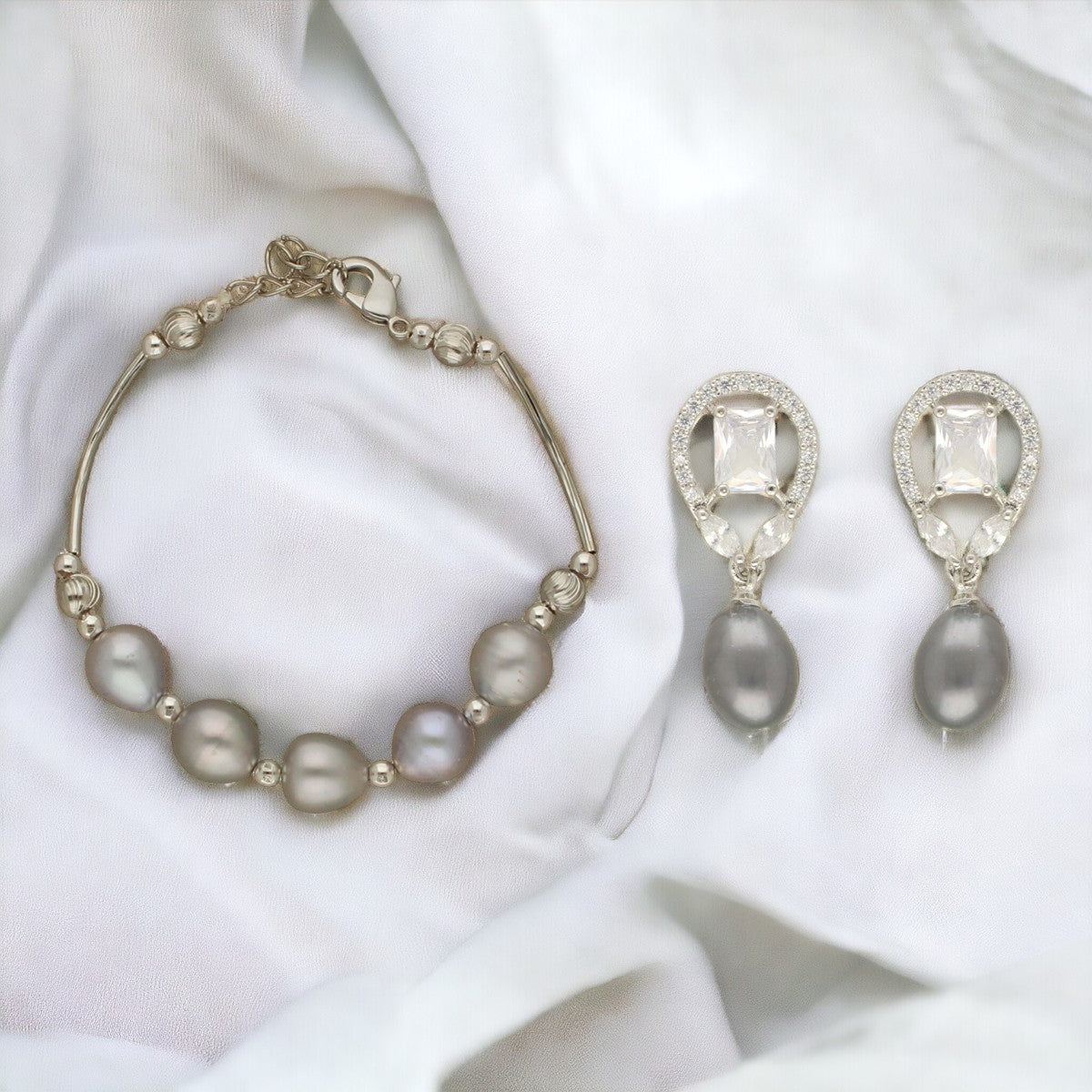 J Pearls Timeless Grey Pearl Hamper - Swadesiicart