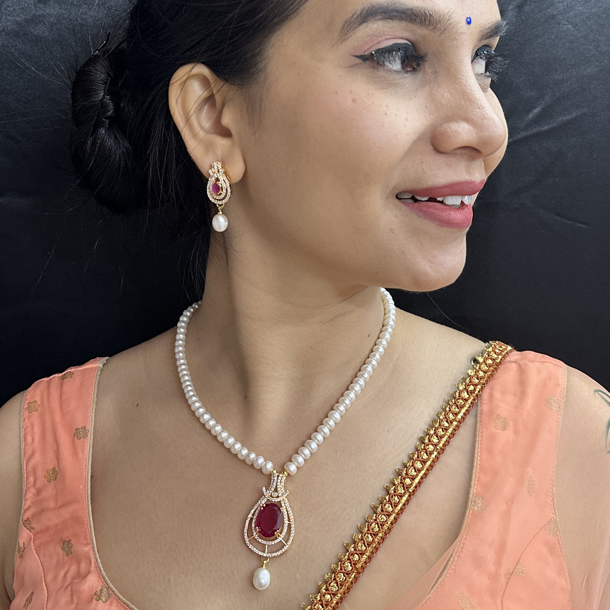 J Pearls Sparkle Pearl Necklace Set - Swadesiicart