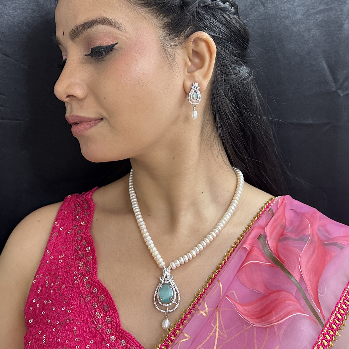 J Pearls Blossom Pearl Necklace Set - Swadesiicart