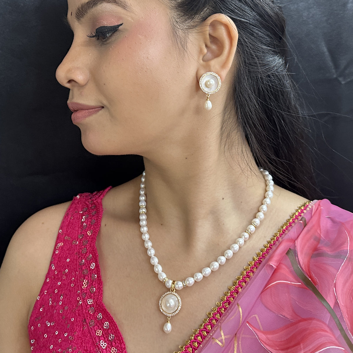 J Pearls Shimmering Pearl Necklace Set - Swadesiicart