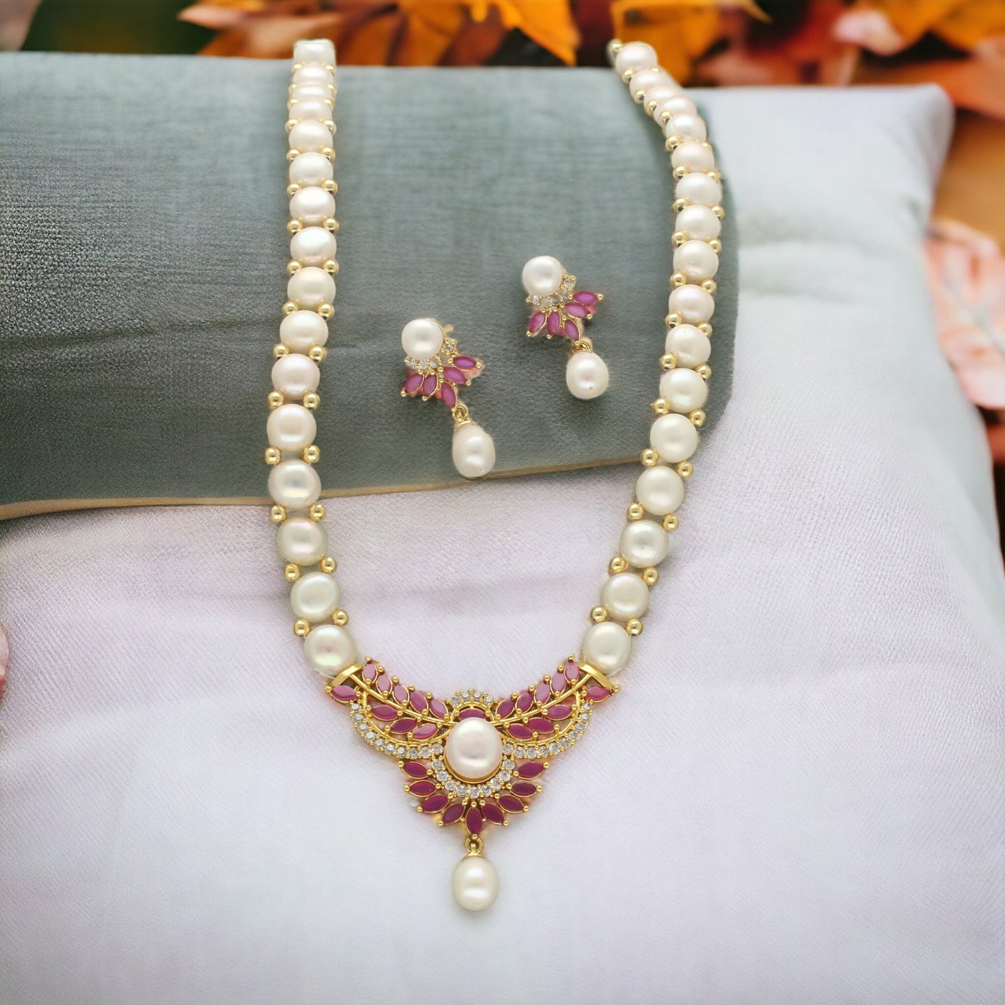 J Pearls Twinkle Pearl Necklace Set - Swadesiicart