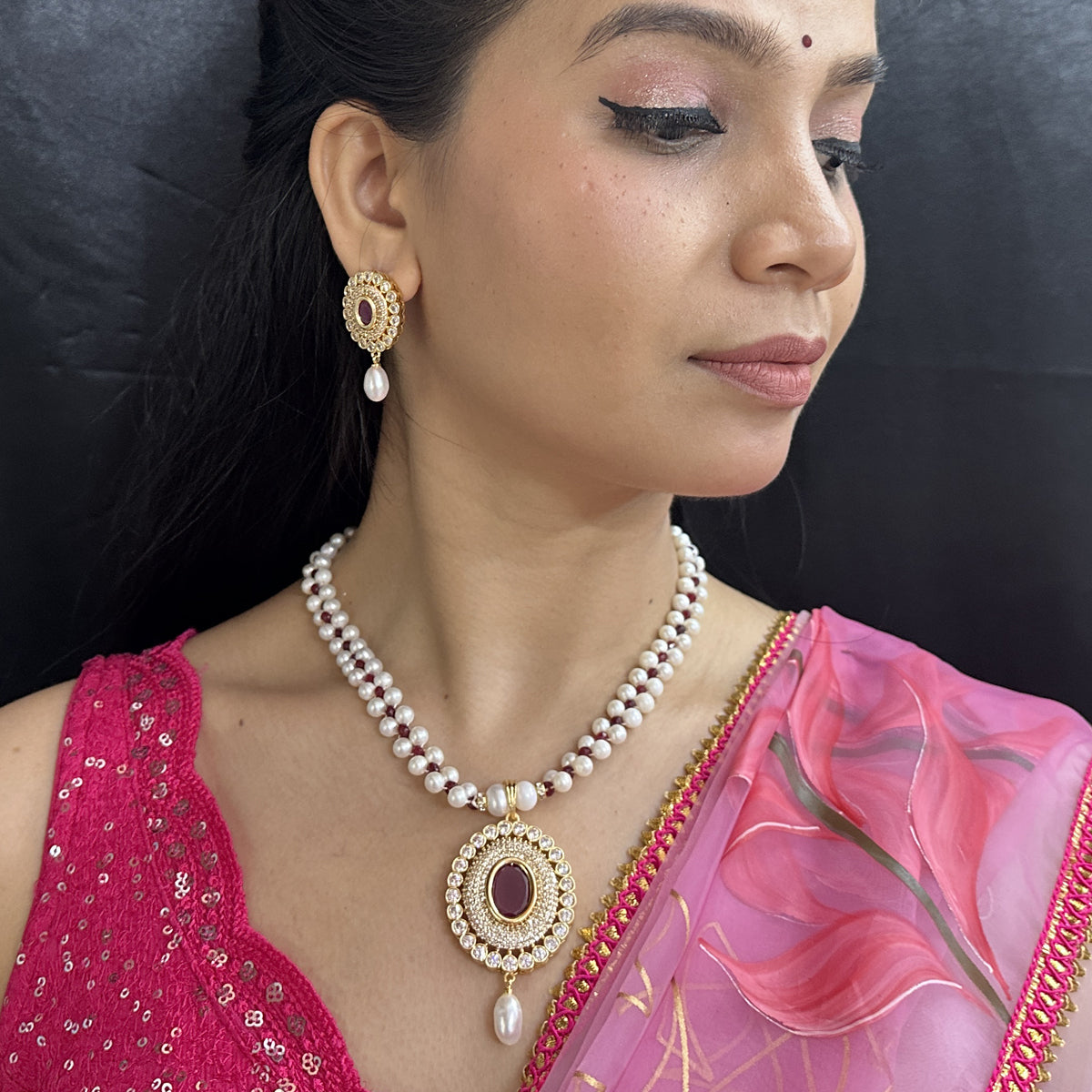 J Pearls Splendor Pearl Necklace Set - Swadesiicart