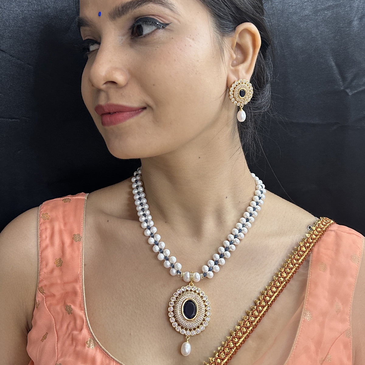 J Pearls Rosette Pearl Necklace Set - Swadesiicart