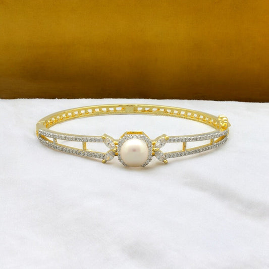 J Pearls Phoenix Pearl Bracelet - Swadesiicart