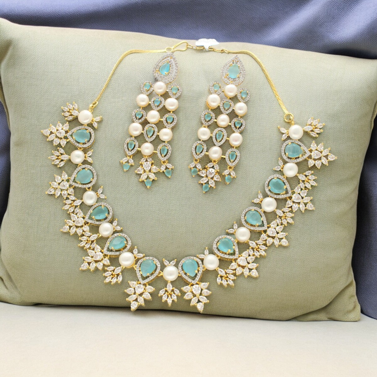 J Pearls Royal Pearl Necklace Set - Swadesiicart