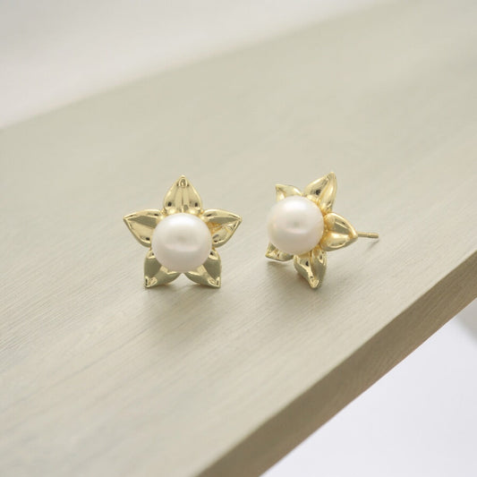 J Pearls Shinning Star Pearl Earrings - Swadesiicart