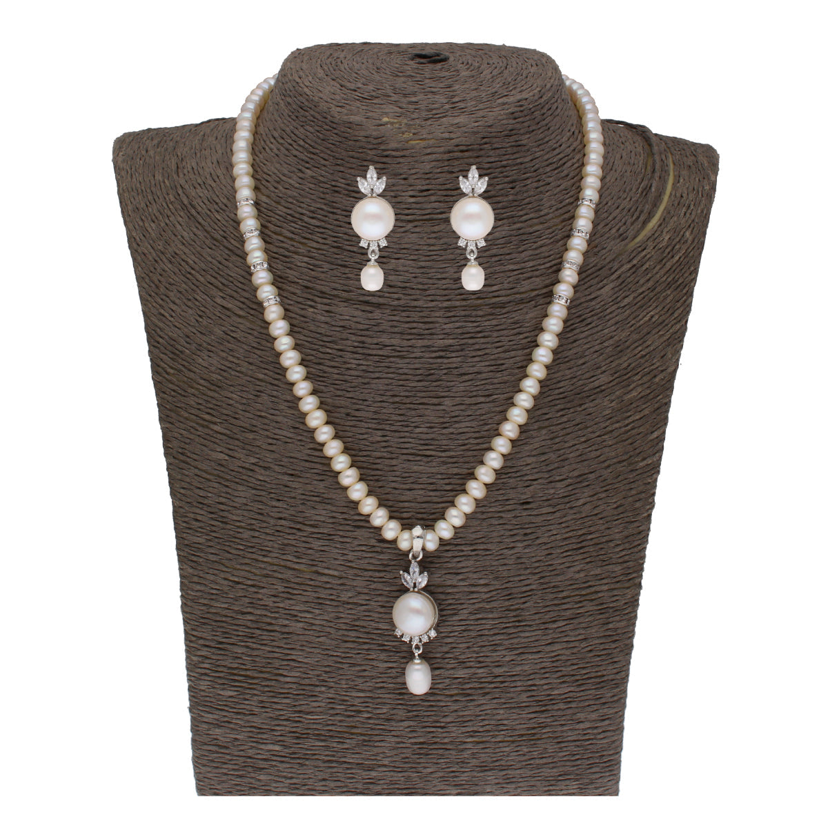 J Pearls Fashionable Pearl Pendant Set - Real Pearl Jewelry | Swadesiicart