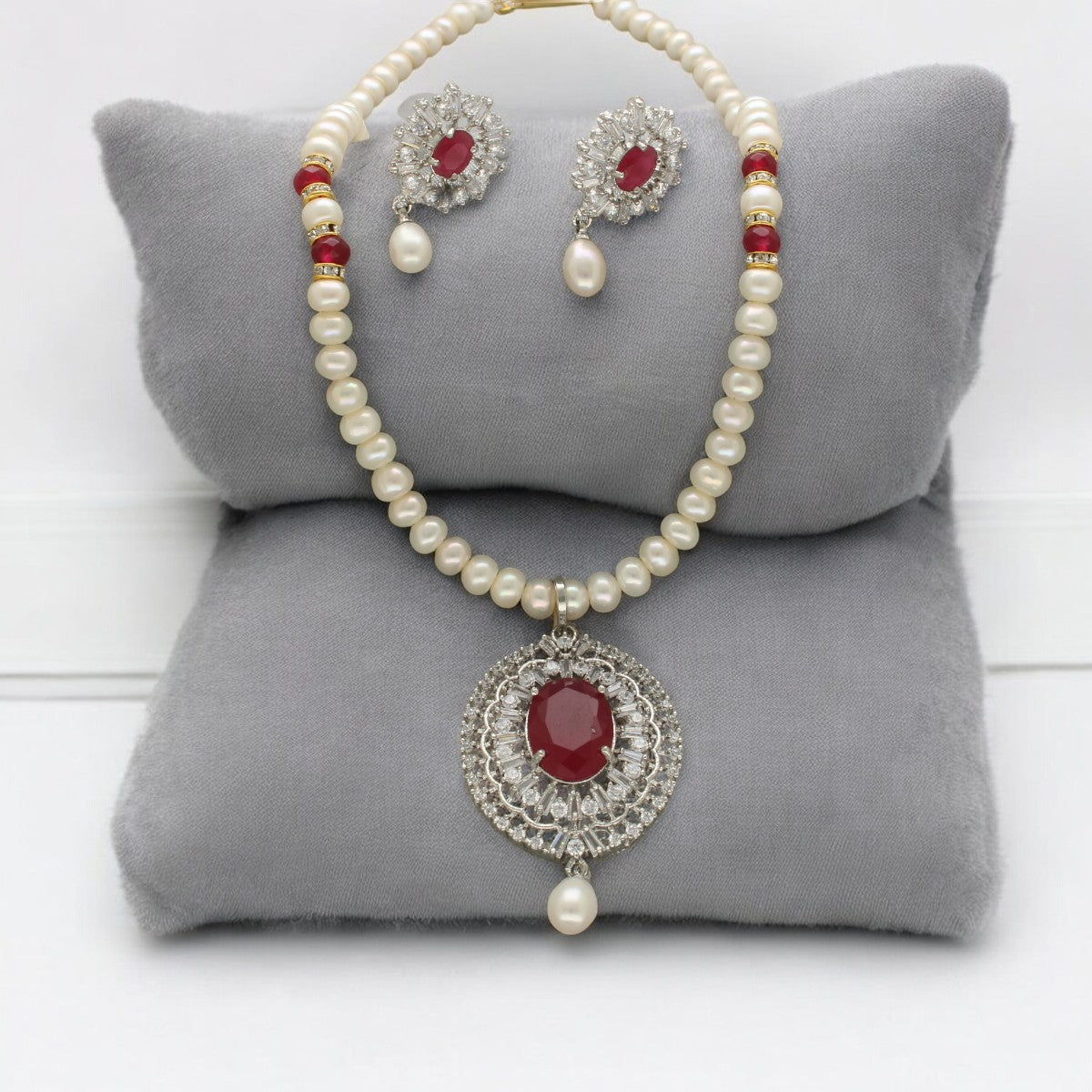 J Pearls Darsh Pearl Necklace Set - Swadesiicart