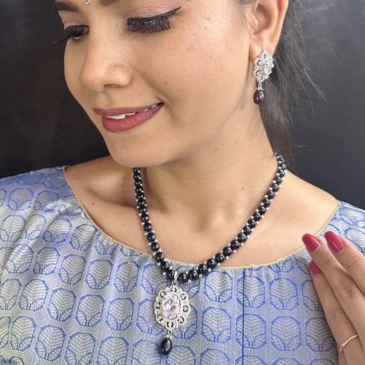 J Pearls Pran Pearl Necklace Set - Swadesiicart