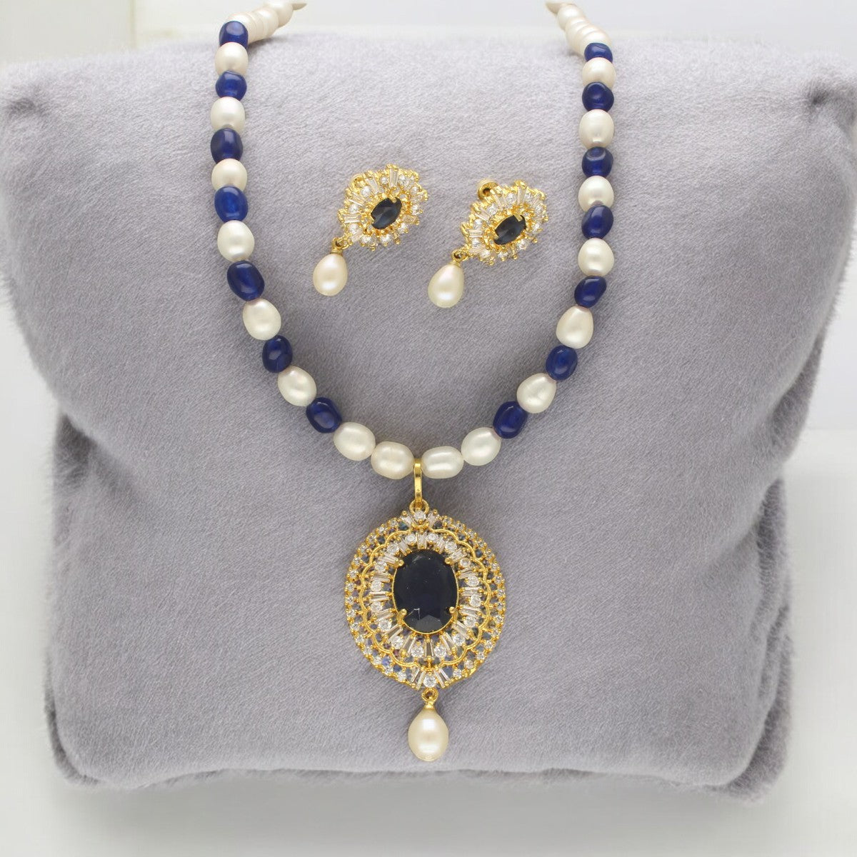 J Pearls Nivan Pearl Necklace Set - Swadesiicart