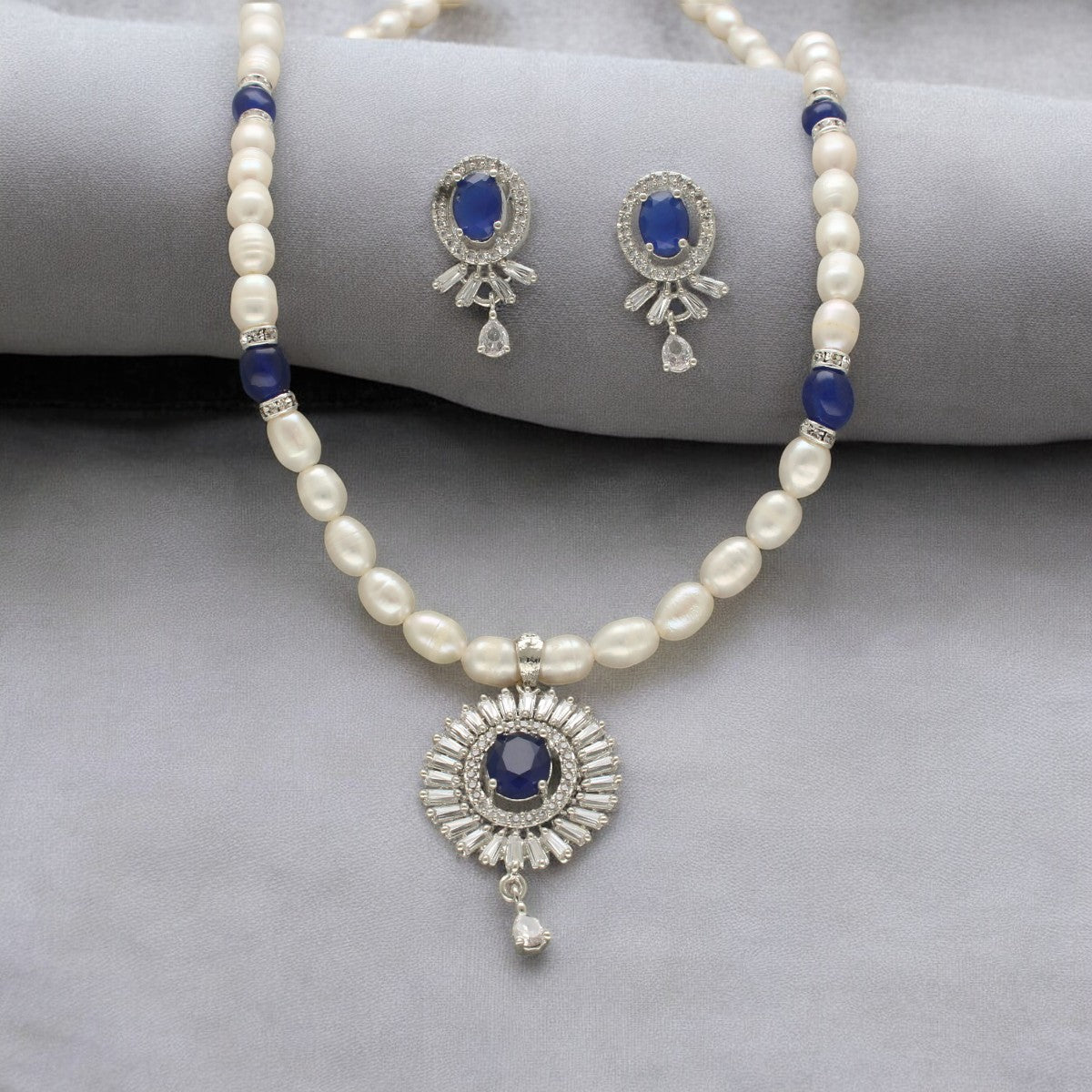 J Pearls Nivid Pearl Necklace Set - Swadesiicart