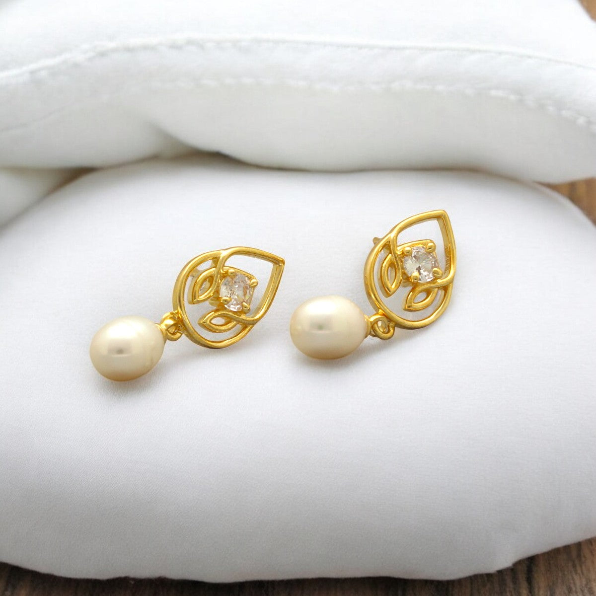 J Pearls Jori Pearl Earrings - Swadesiicart