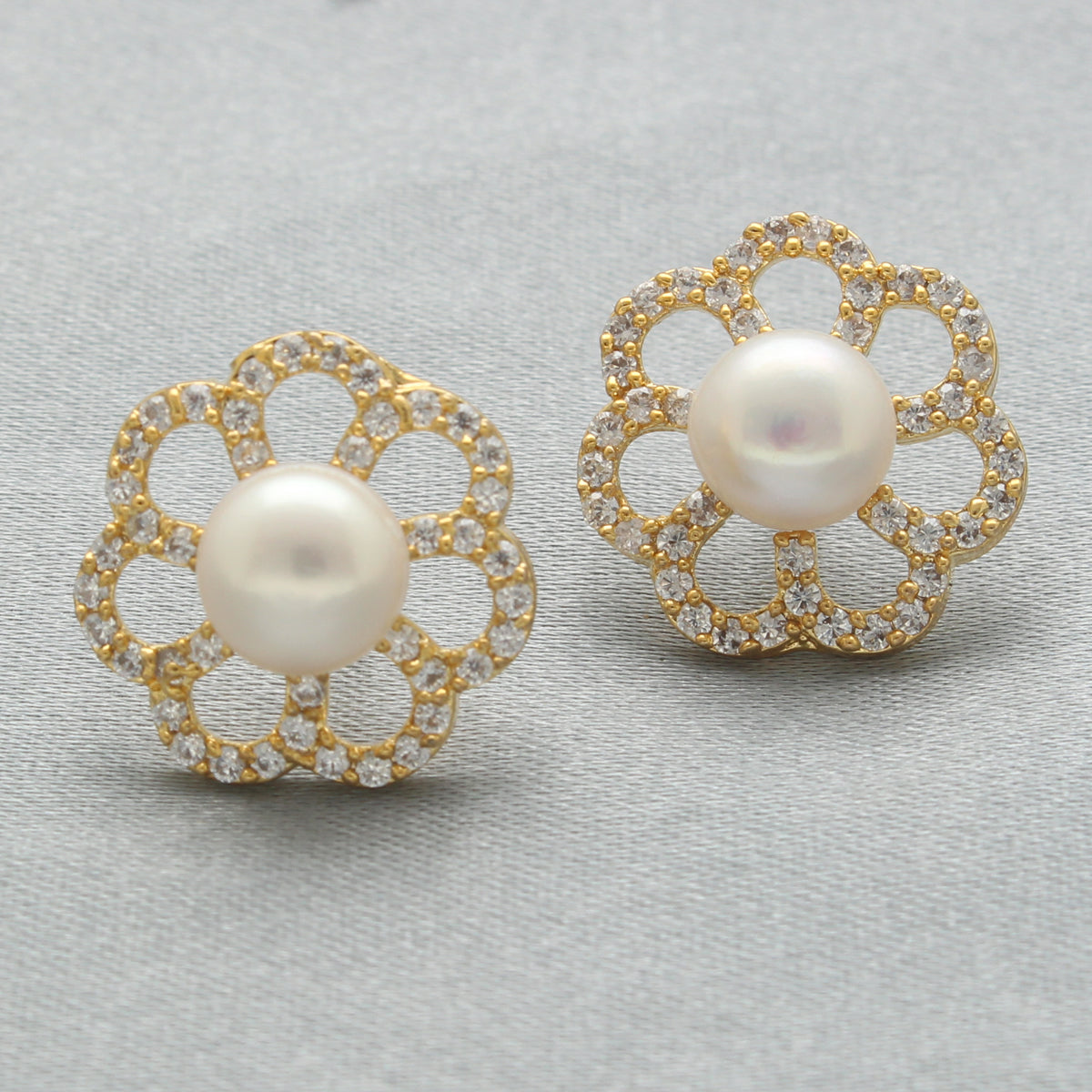 J Pearls Wyra Pearl Earrings - Swadesiicart