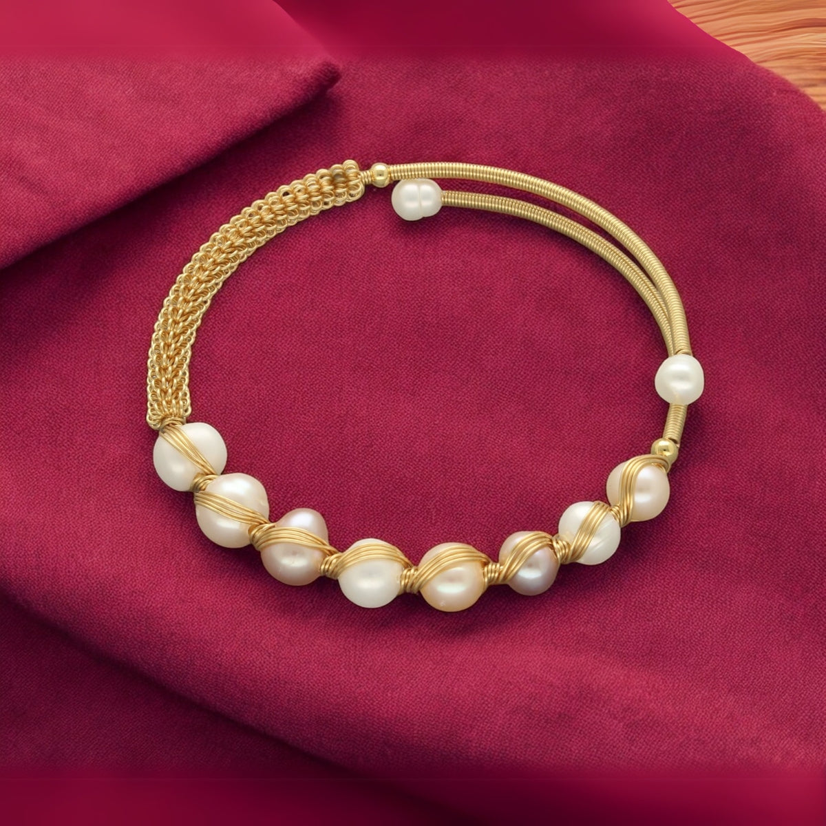 J Pearls Lainey Pearl Bracelet - Swadesiicart