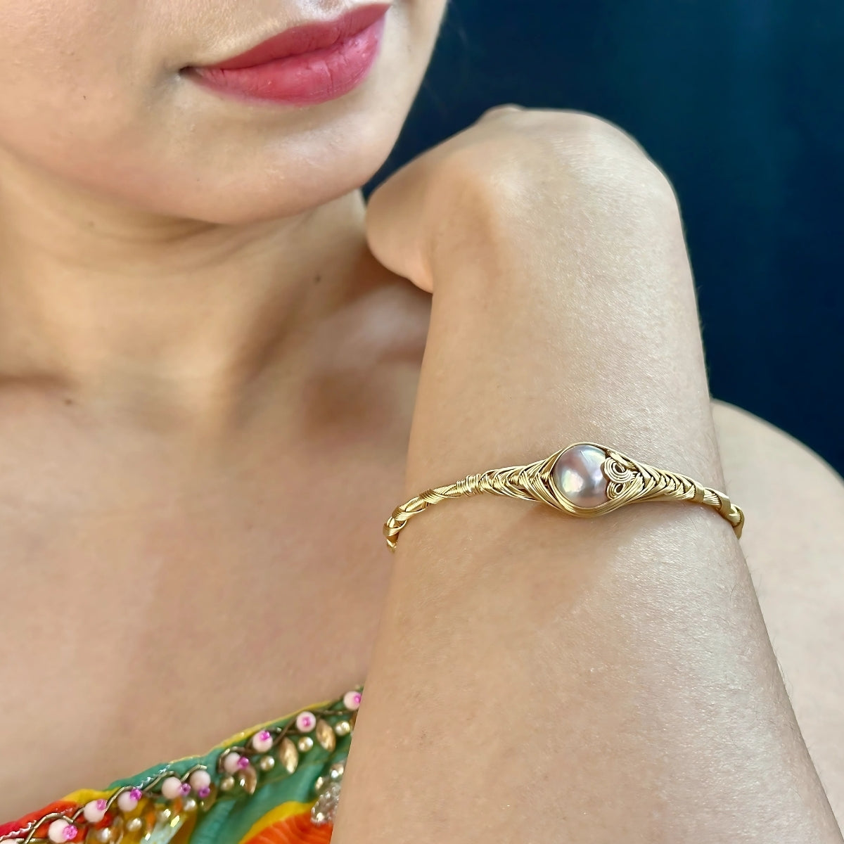 J Pearls Opulent Pearl Bracelet - Swadesiicart