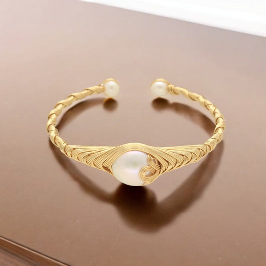 J Pearls Opal Pearl Bracelet - Swadesiicart