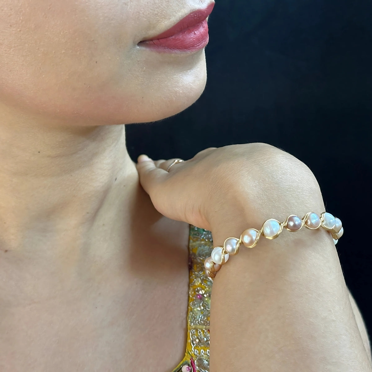 J Pearls Amolak Pearl Bracelet - Swadesiicart