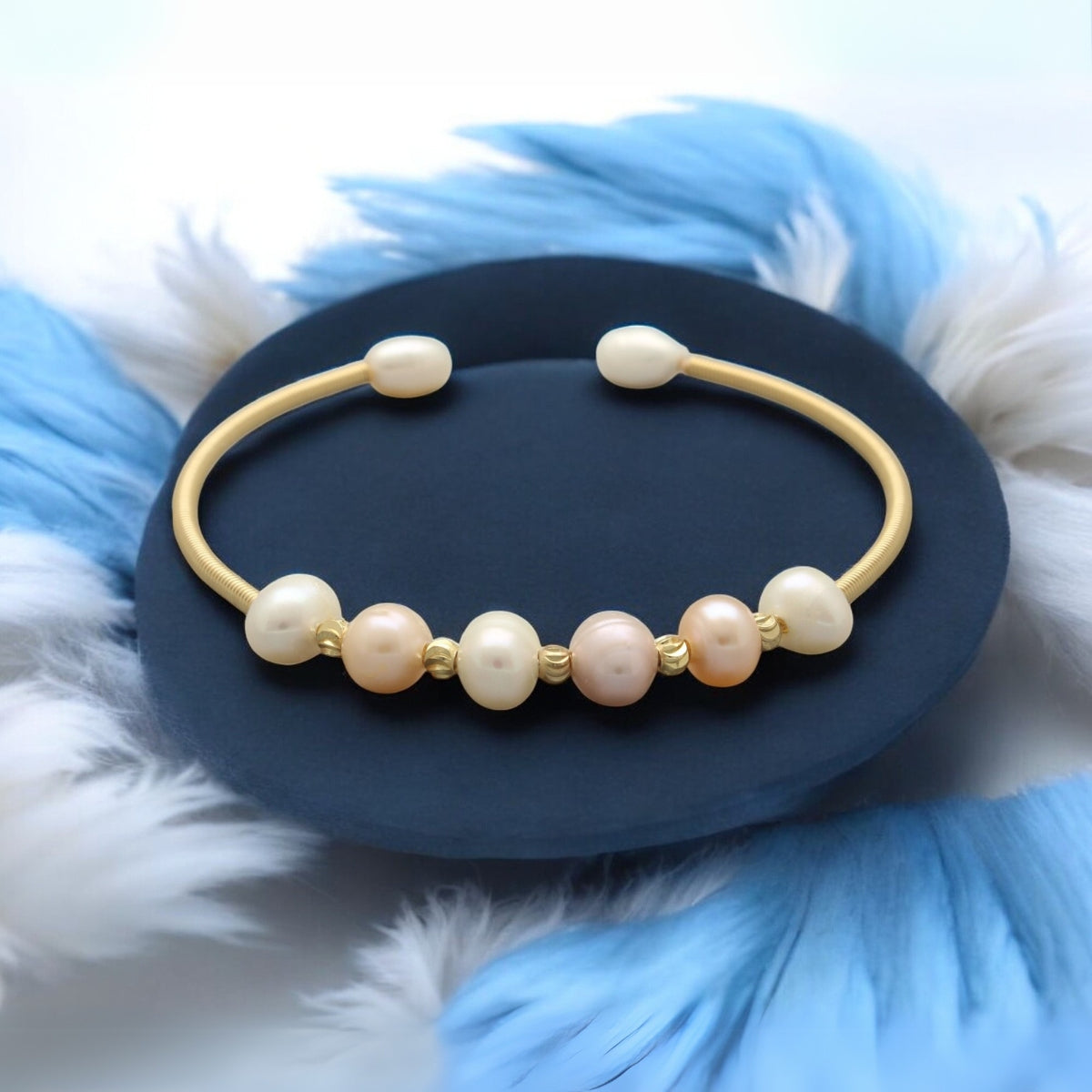 J Pearls Rhea Pearl Bracelet - Swadesiicart
