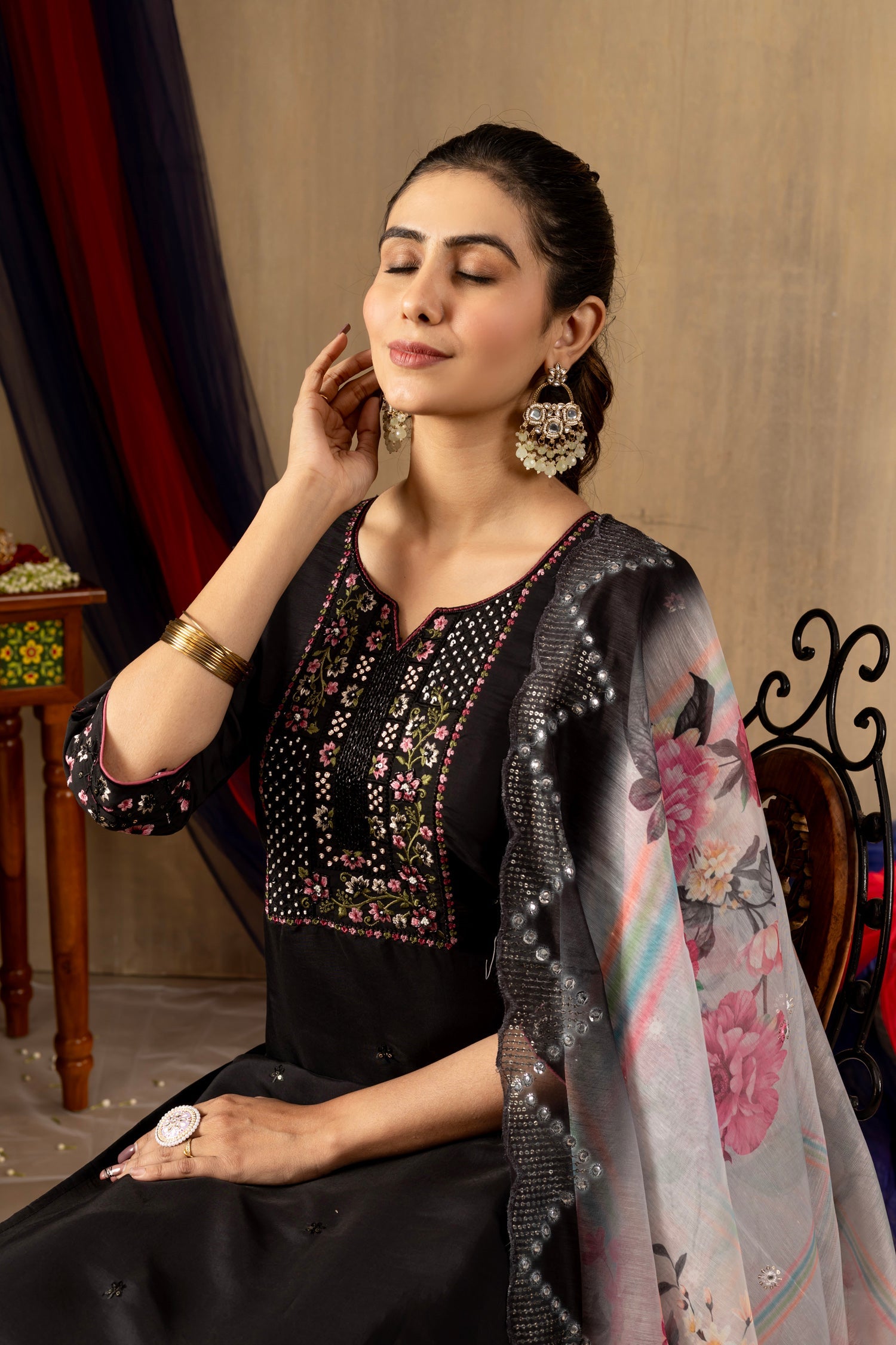 Lorenvalley Fashion Black Roman Silk Embroidery Sequins with Hand work Kurta Pant Dupatta - Swadesiicart