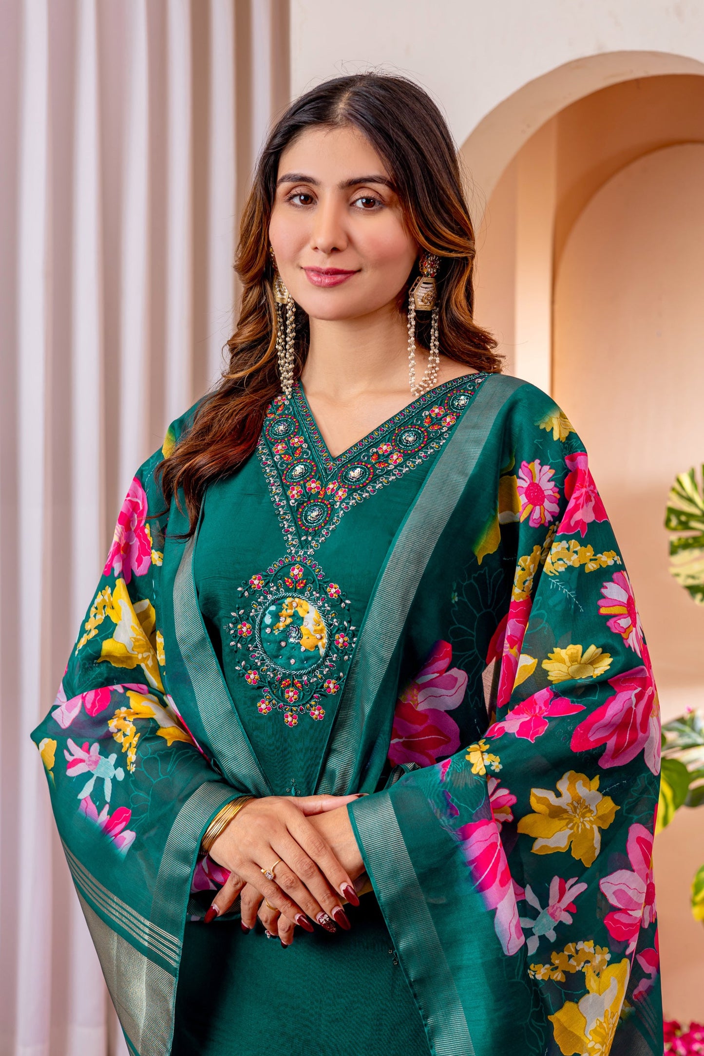 Lorenvalley Fashion Green Marina Viscose Silk Embroidery Thread With Hand Work Kurta Pant Dupatta - Swadesiicart