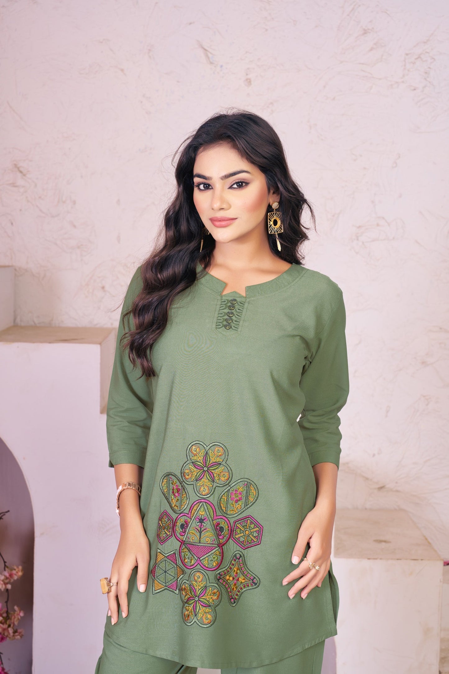 Lorenvalley Fashion Green Heavy Rayon Multi Embroidery Thread Work Co-Ords Set - Swadesiicart