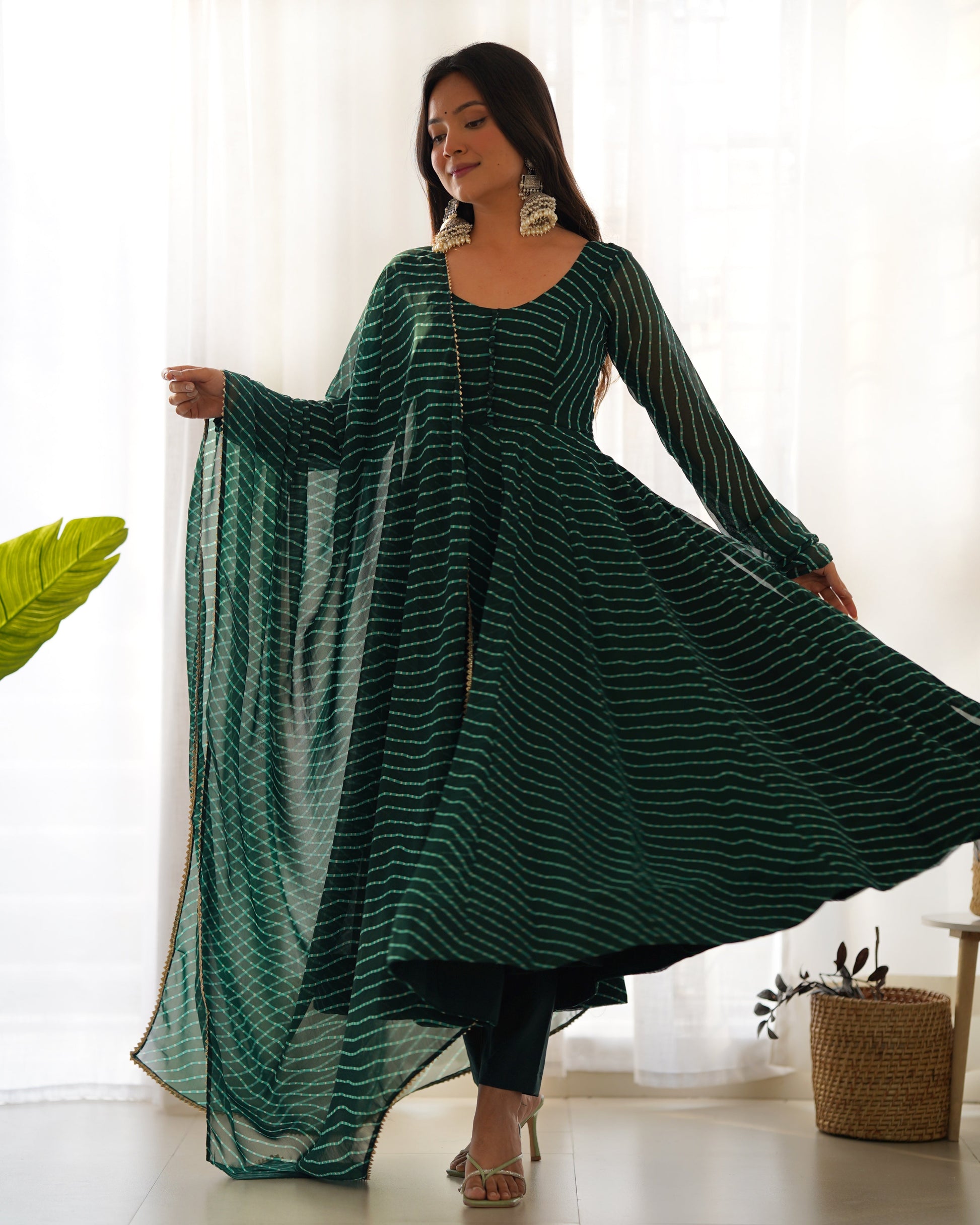Lorenvalley Fashion Women Pure Soft Faux Georgette Laheriya Print Fully Flair Anarkali Kurta Pant With Dupatta Set - Green | Swadesiicart