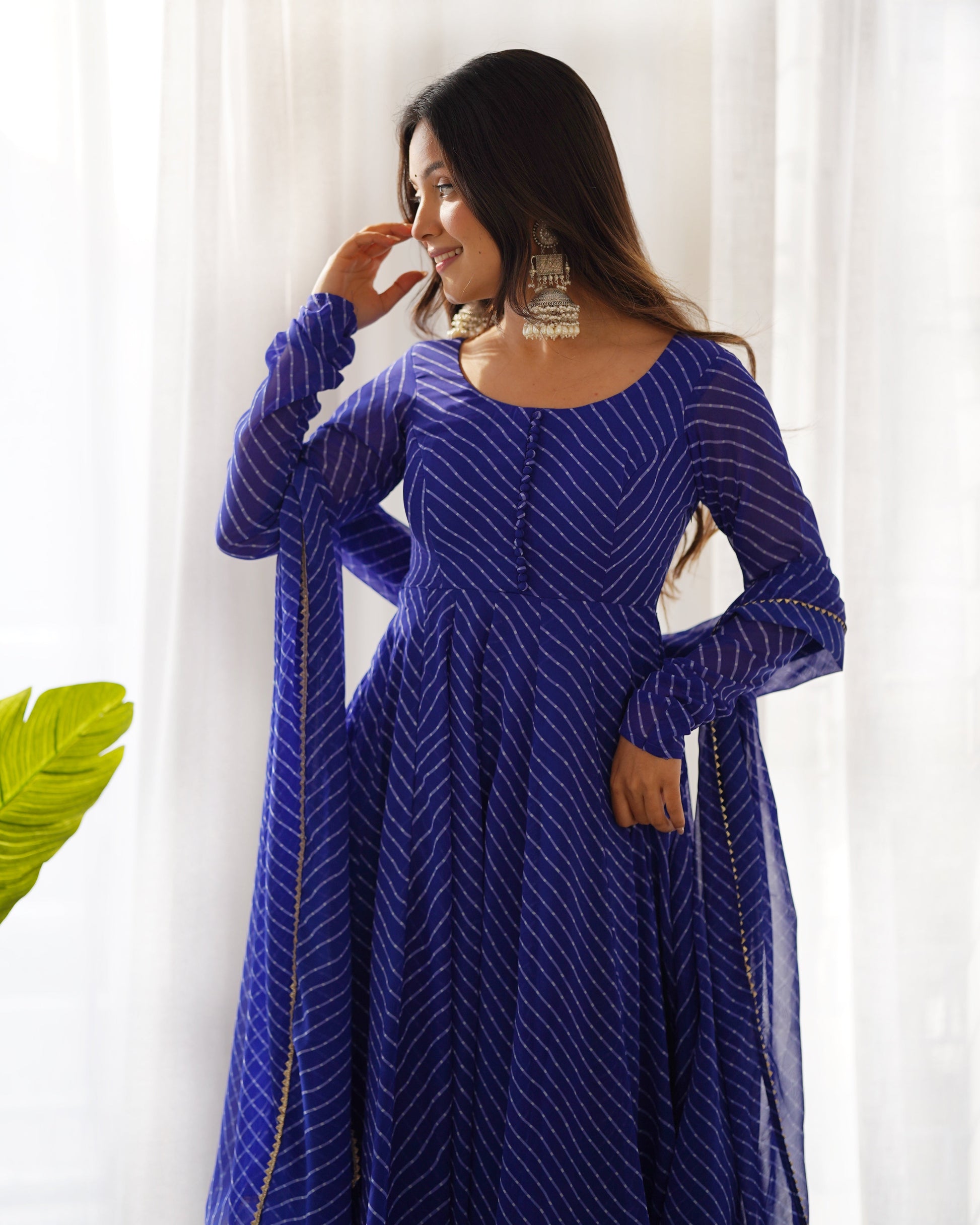 Lorenvalley Fashion Women Pure Soft Faux Georgette Laheriya Print Fully Flair Anarkali Kurta Pant With Dupatta Set - Blue | Swadesiicart