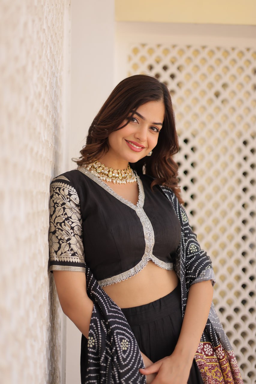 Lorenvalley Black Viscose Jacquard Lehenga Choli with Gajji silk Dupatta | Swadesiicart