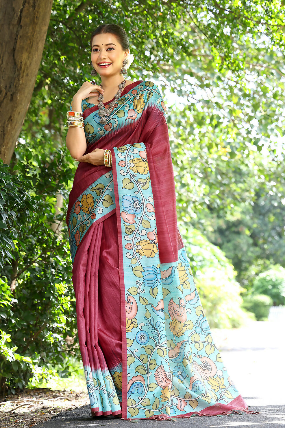 Vishnu Weaves Women's Red Cotton Silk Woven Saree with Blouse - Swadesiicart
