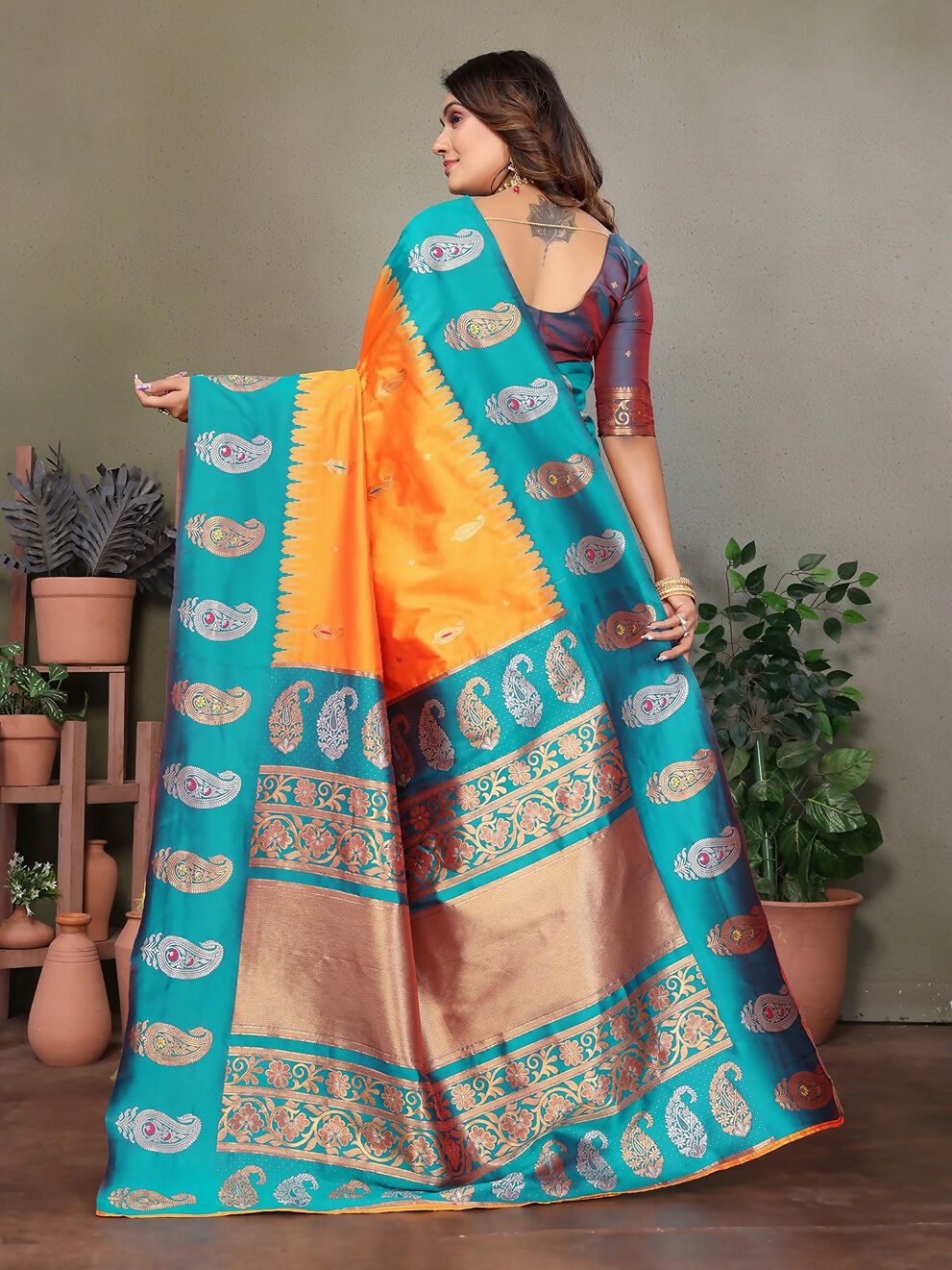 Joban Fashion Banarasi Orange Butti Soft Silk Saree | Swadesiicart