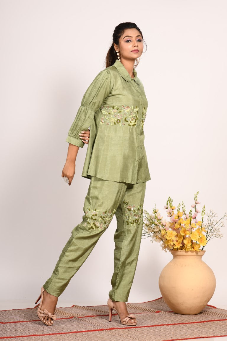 Morchari Co Ord Set With Hand Embroidery - Green - Swadesiicart