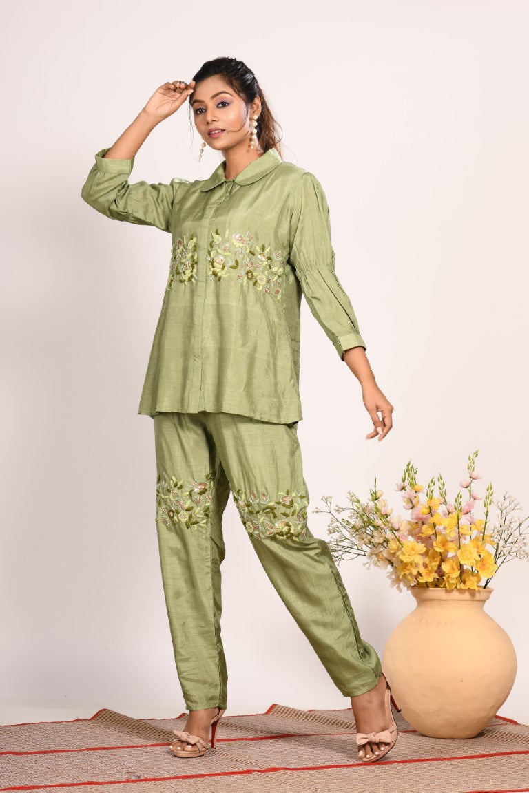 Morchari Co Ord Set With Hand Embroidery - Green - Swadesiicart