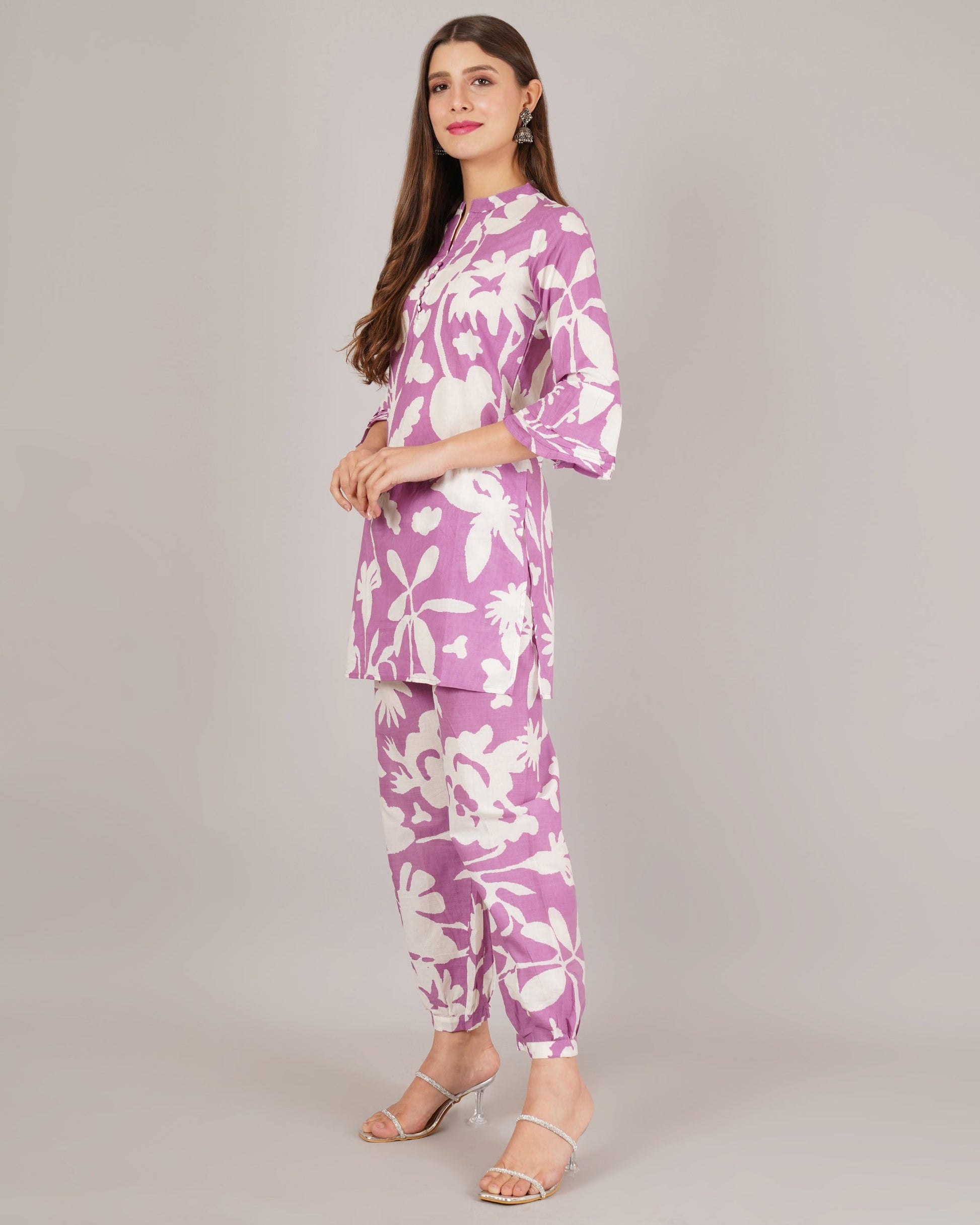 Jaitra Apparels White And Purple Printed Premium Pure Cotton Co-Ord Set For Women - Swadesiicart