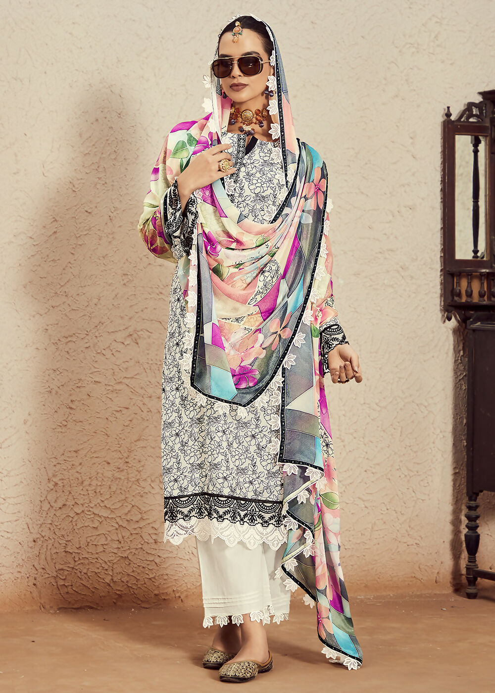 Muslin Cotton Digital Print & Embroidered Off White Salwar Suit - Emponline | Swadesiicart