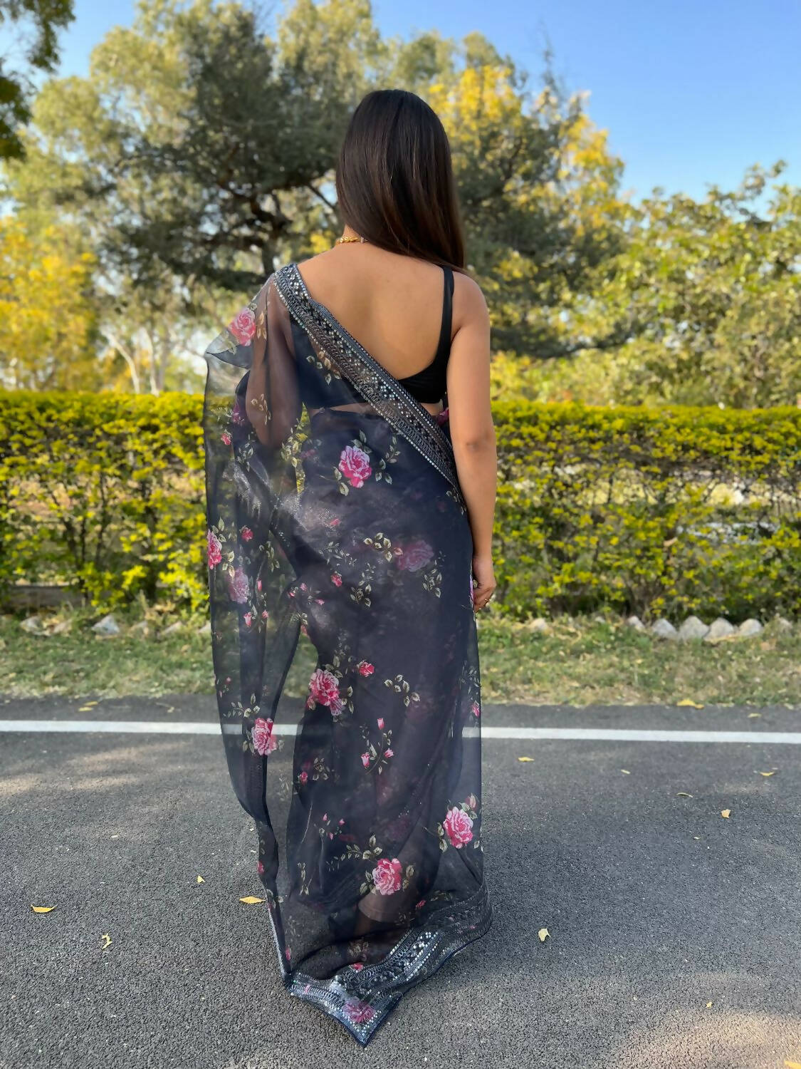 Vamsee Navy Blue Organza Saree - Swadesiicart