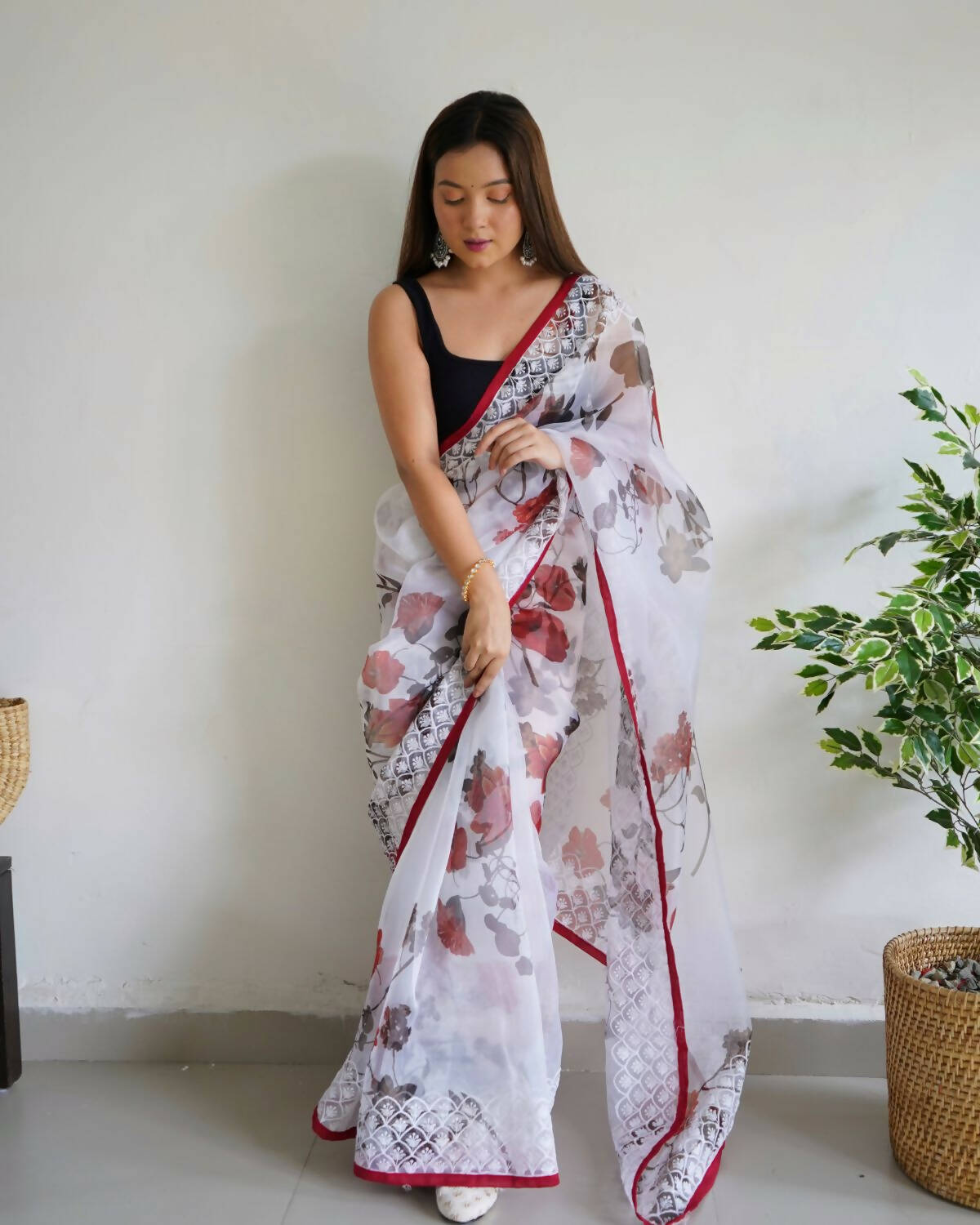 Vamsee White Organza Saree - Swadesiicart