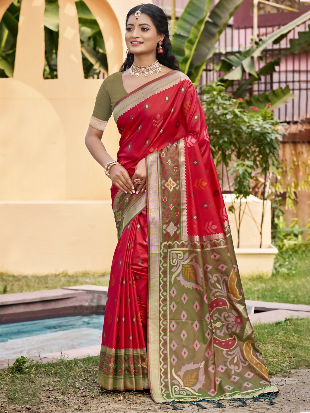Shree Shyam Fashion Red Pochampally Silk Saree