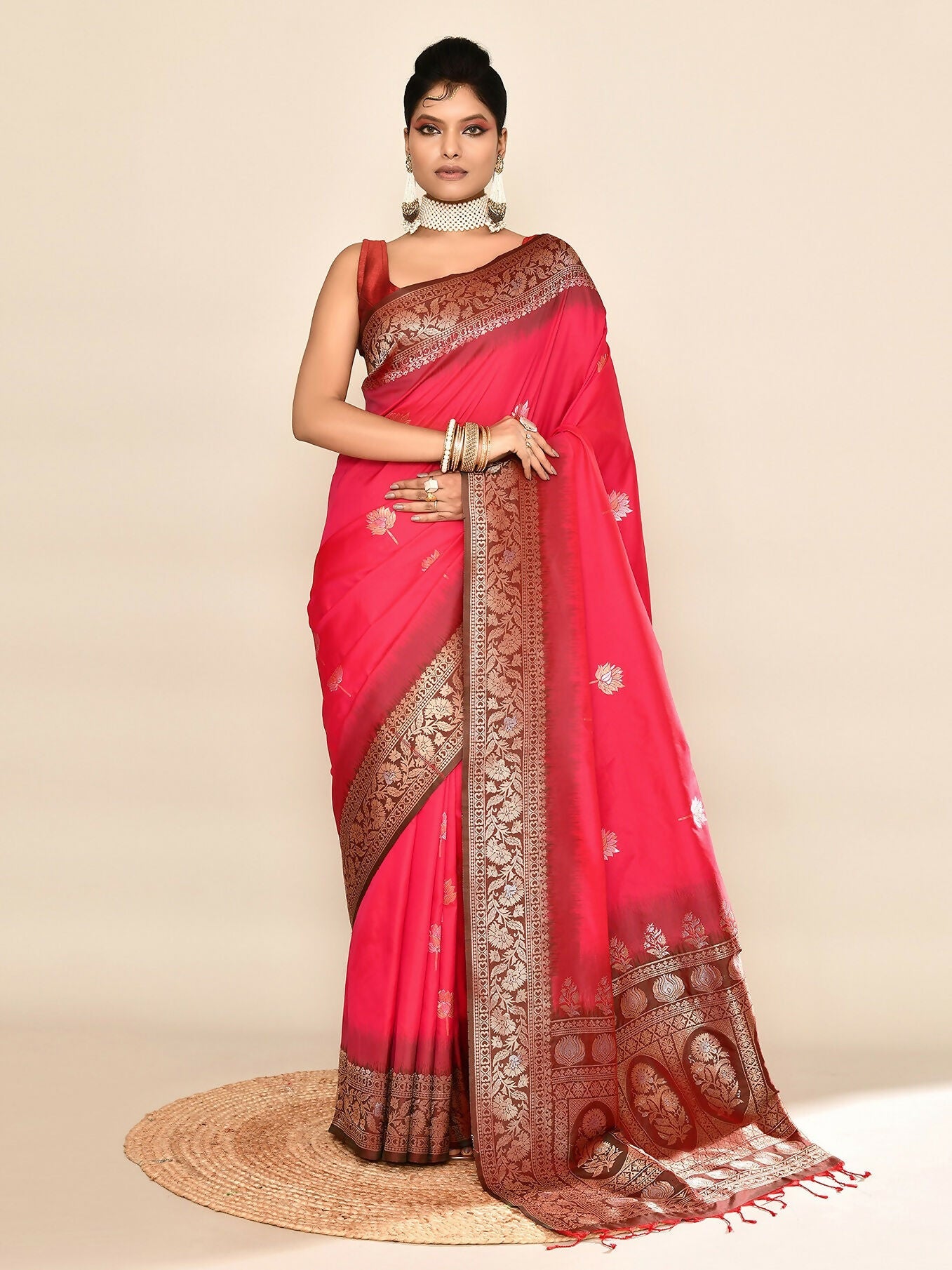 Joban Fashion Rani Pink & Bottle Green Plain With Weaving Border Banarasi Silk Sarees | Swadesiicart