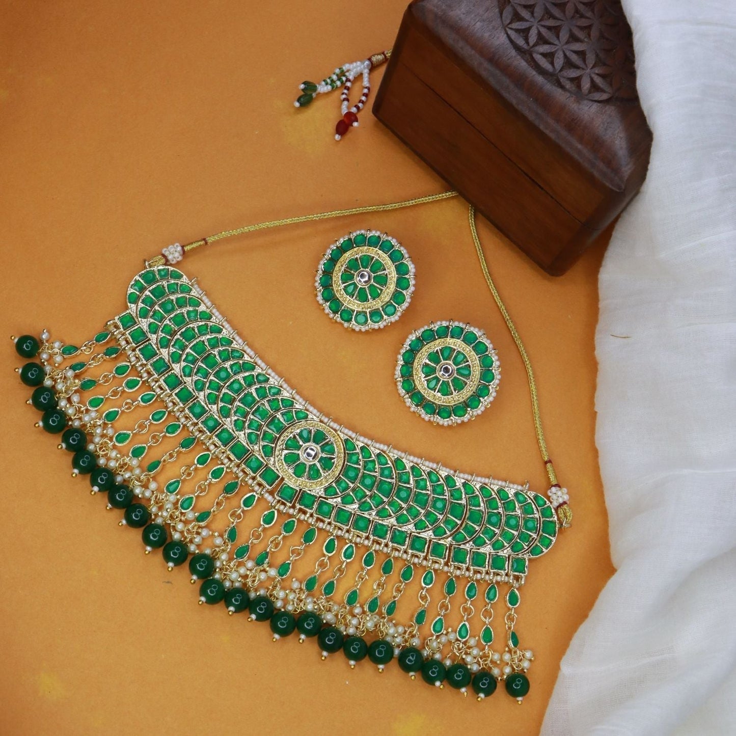 Gold-Polished Traditional Kundan & Pearl Studded Choker Necklace Set For Women/Girls - Wahe Jewels - Swadesiicart